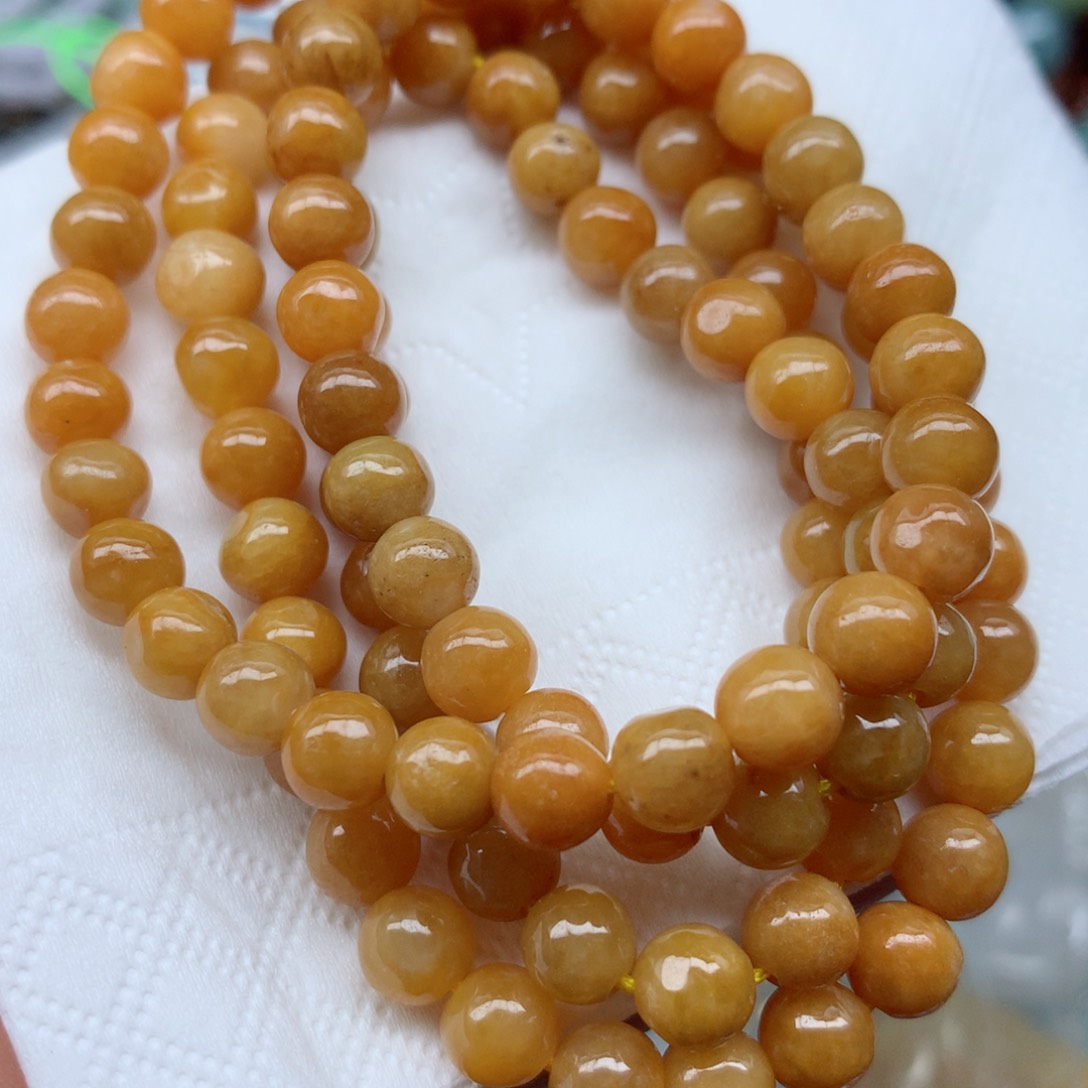 翡翠未镶嵌颈饰珠子