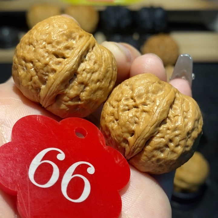 核桃水晶蛇皮球31核桃尺寸