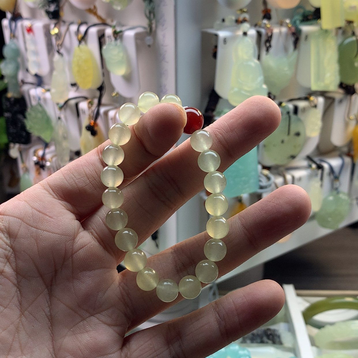 【闪购商品】蛇纹石玉颈饰未镶嵌