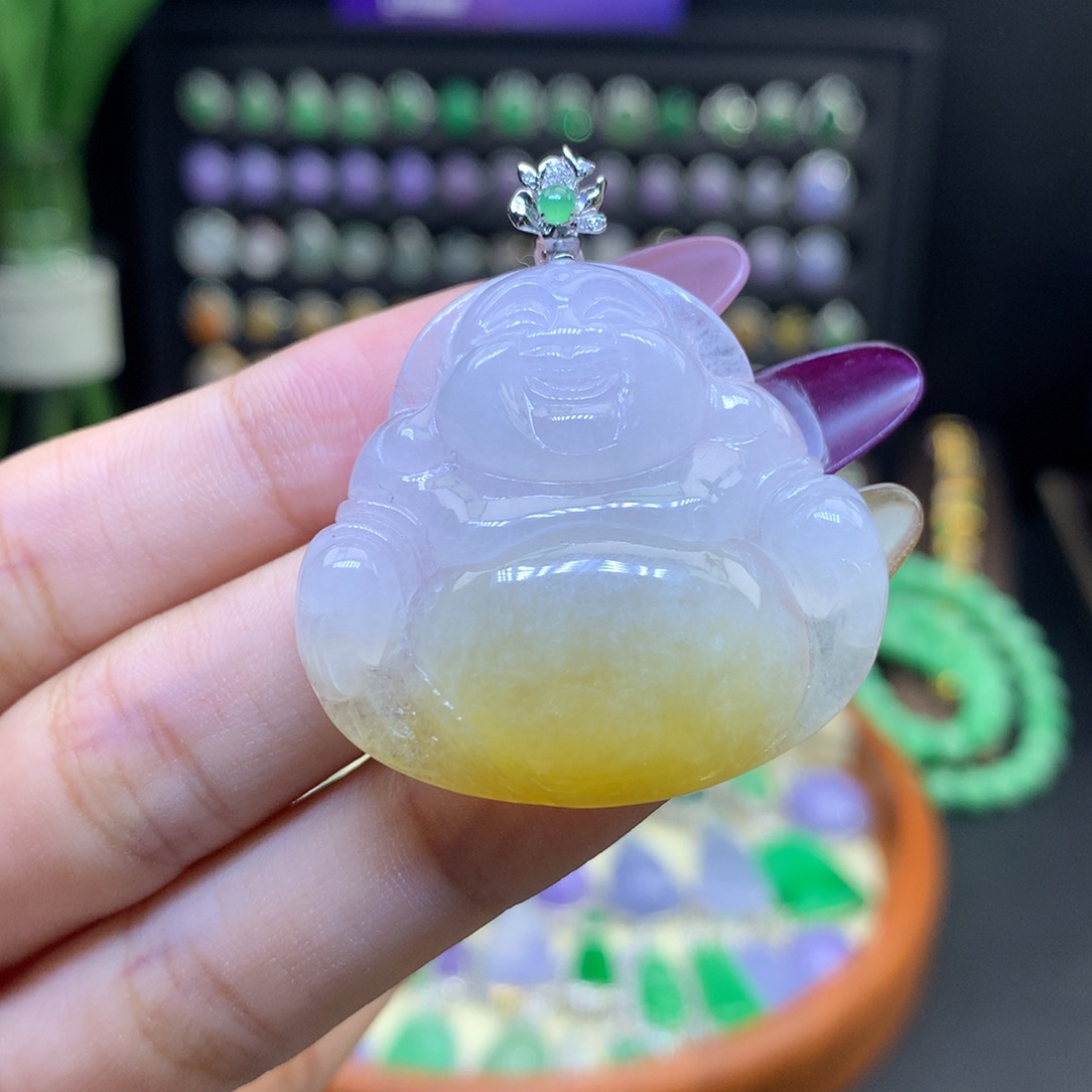 翡翠18K金镶嵌颈饰