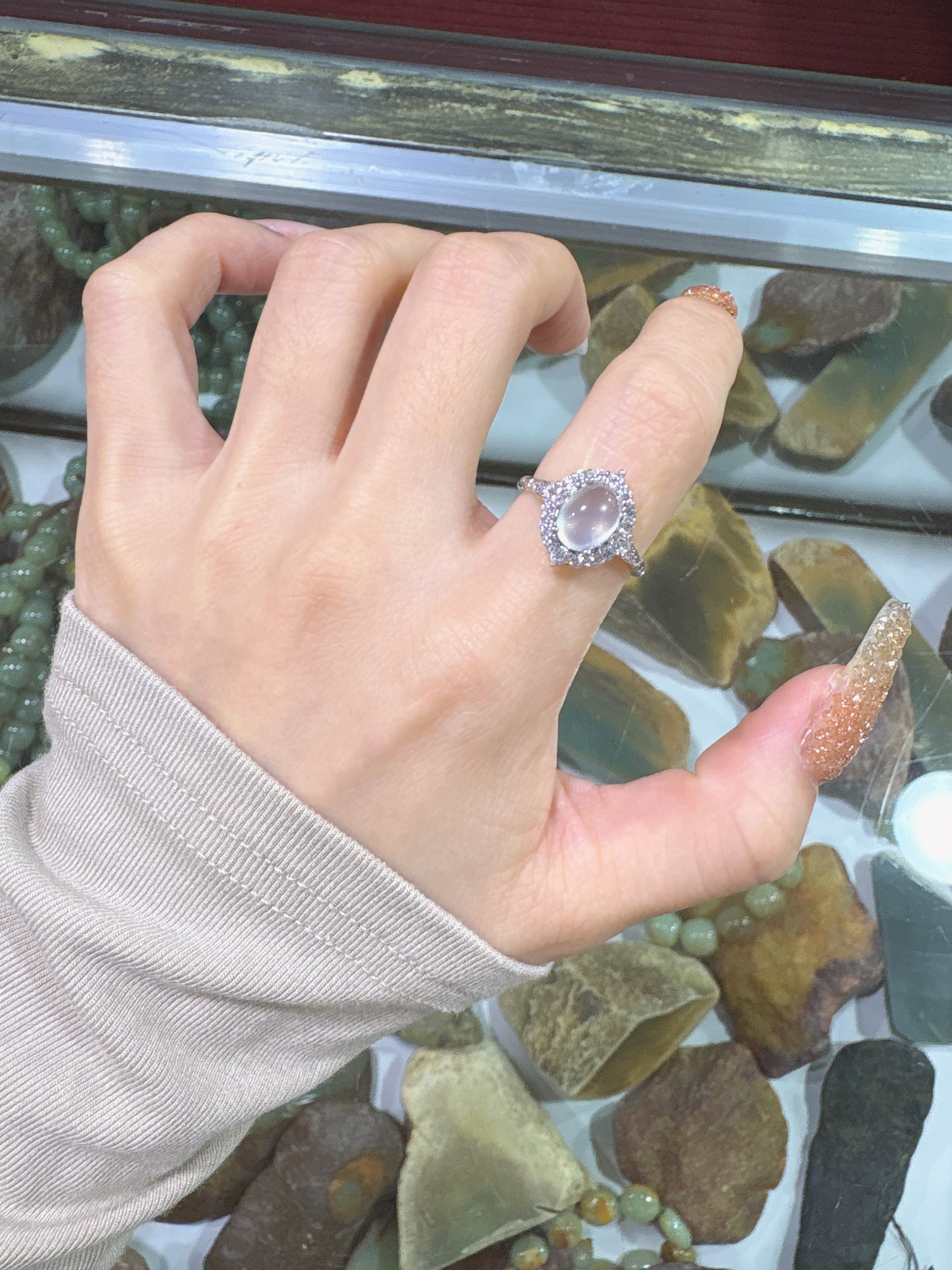 高冰岫玉宫廷风S925银镶嵌好看大气修饰手形轻奢开口椭圆公主气质