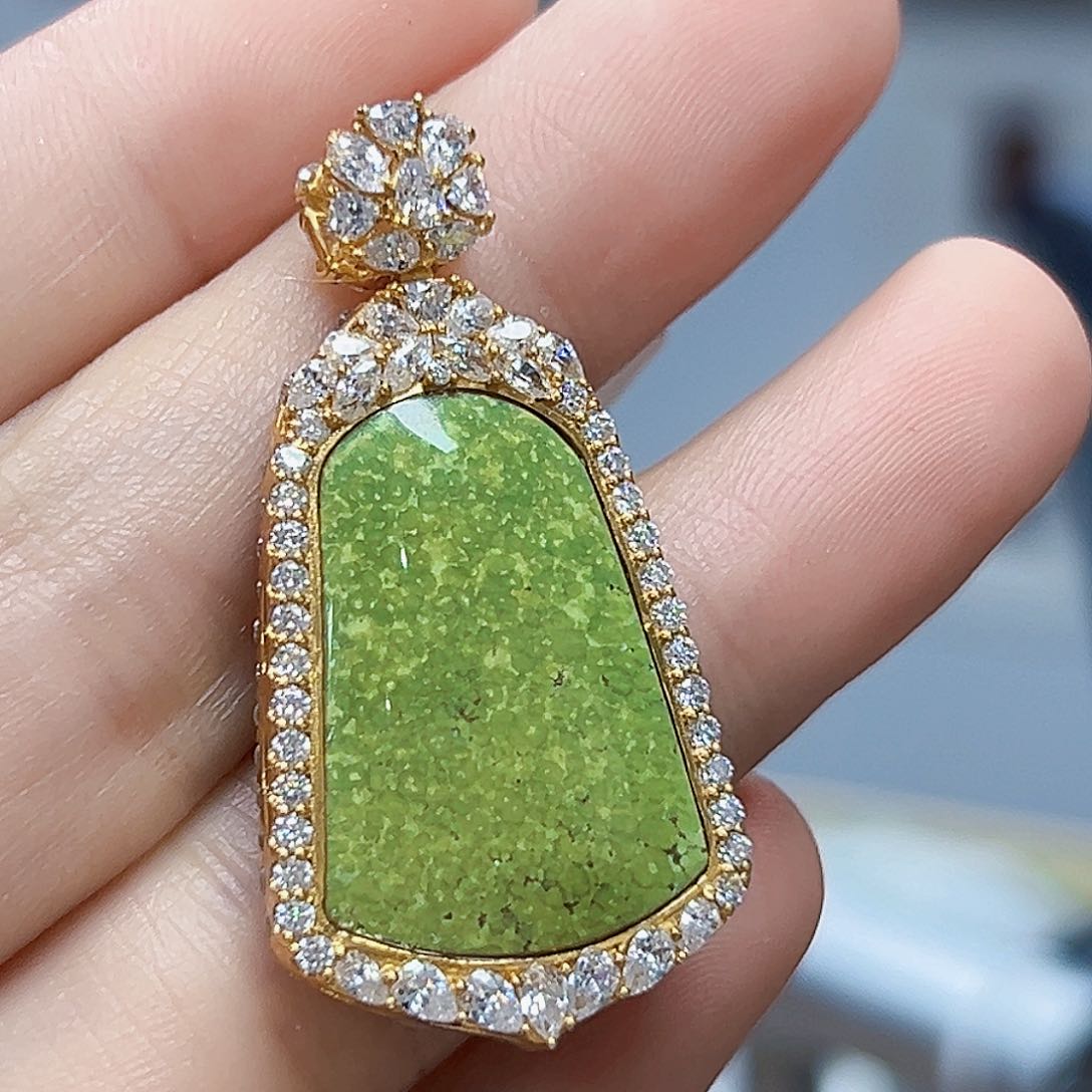 绿松石珠宝奇石18K金镶嵌