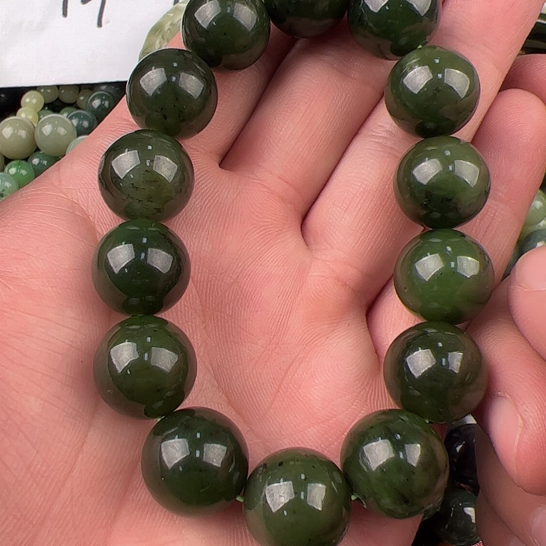 未镶嵌和田玉手链