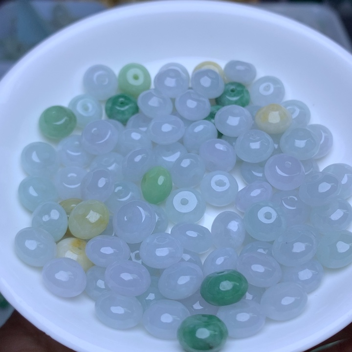 散珠翡翠卡5.3乘9.5冰鼓珠10个