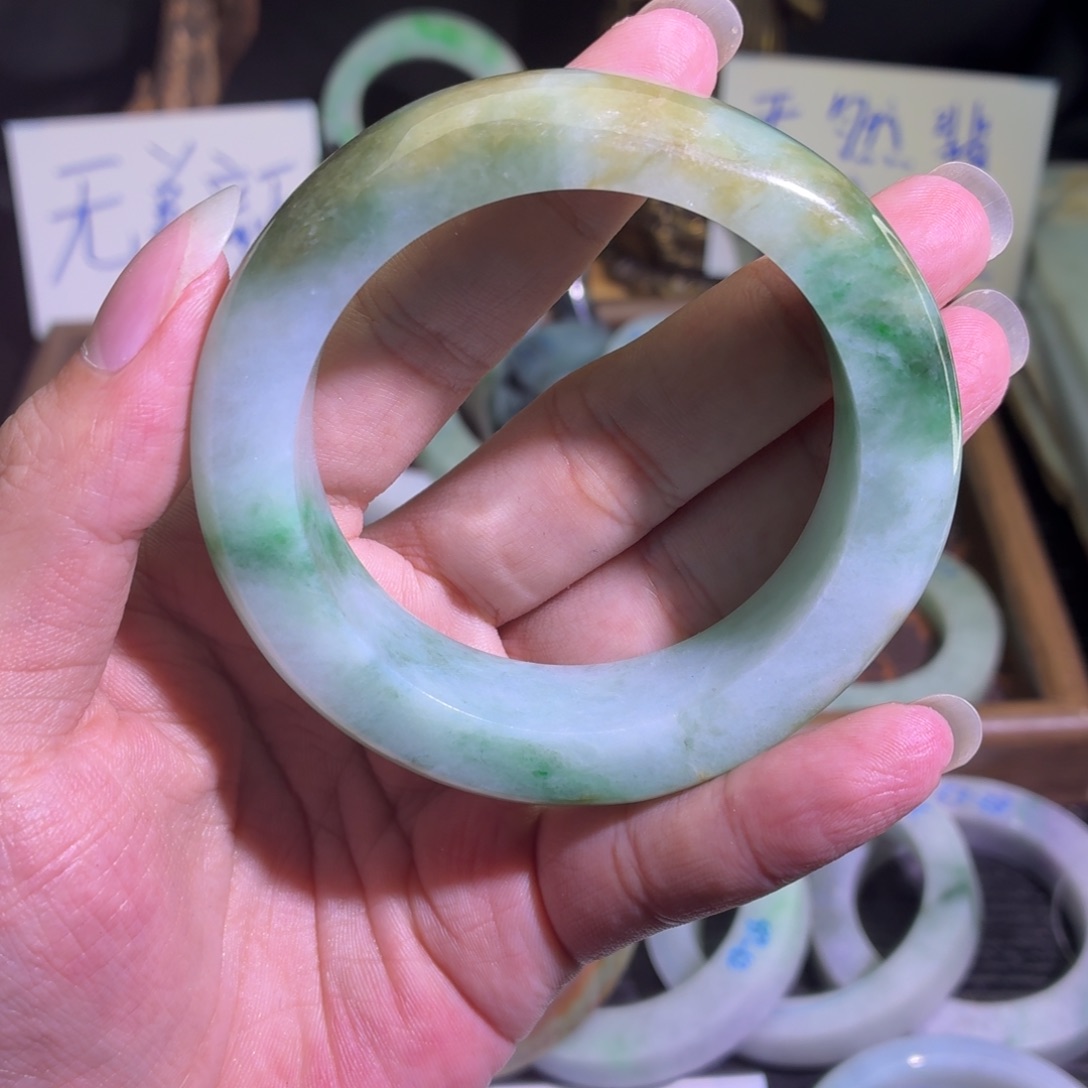 定制翡翠未镶嵌翡翠A货手镯毛胚定制