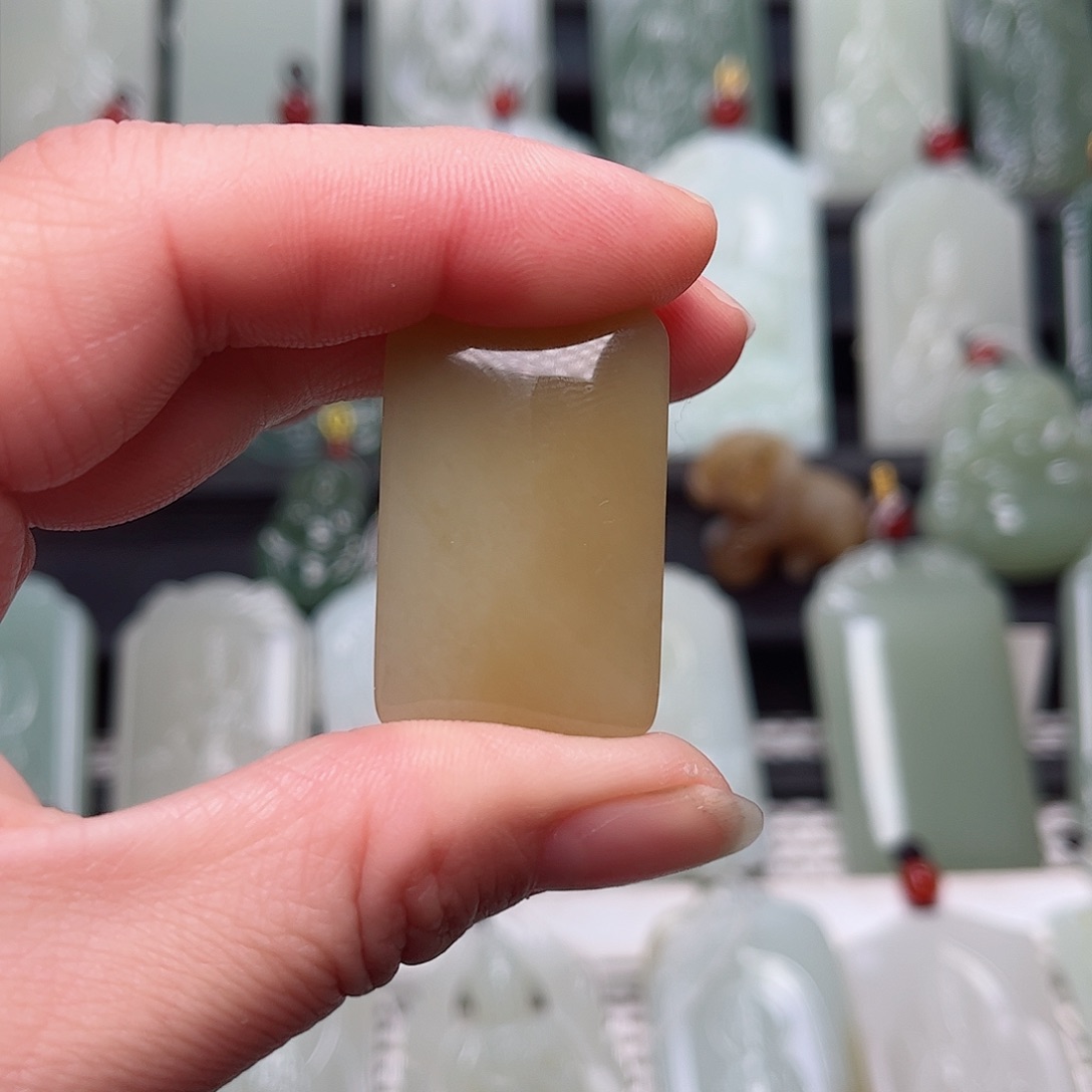 和田玉挂件未镶嵌