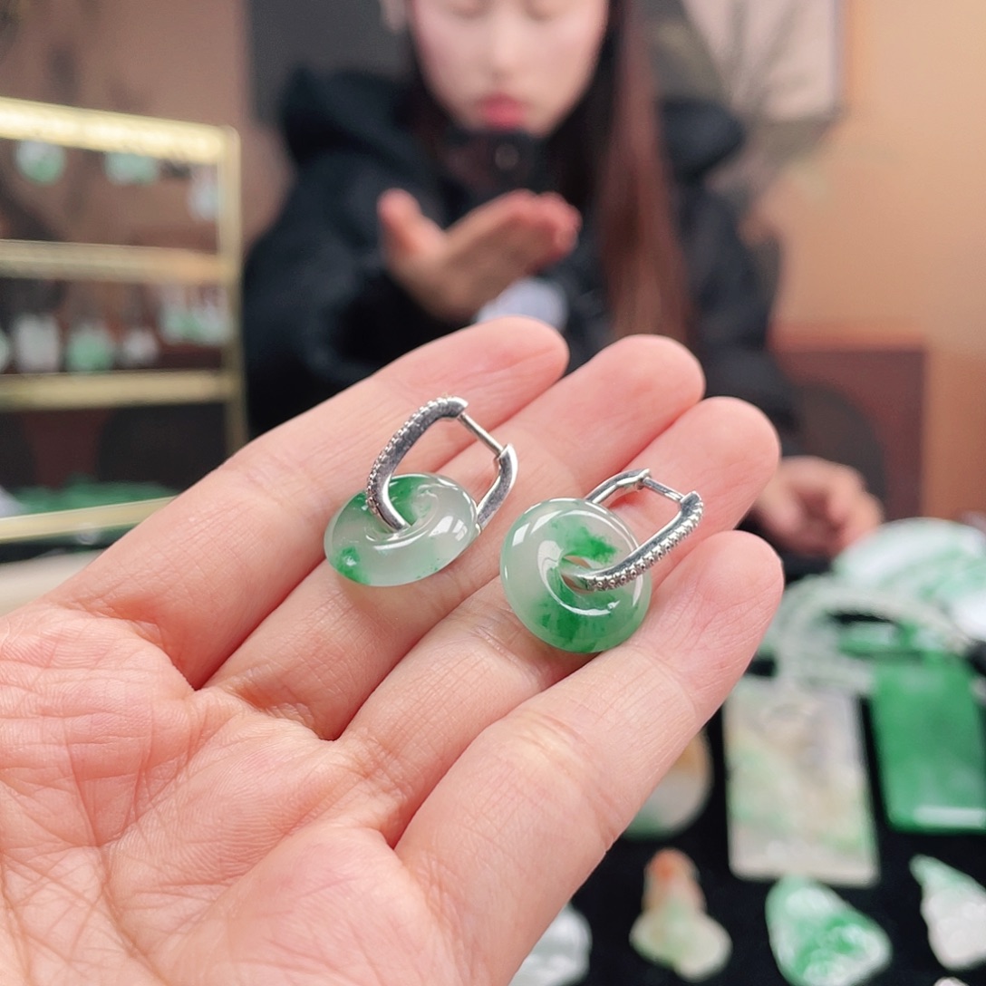 石英质玉银S925镶嵌耳坠