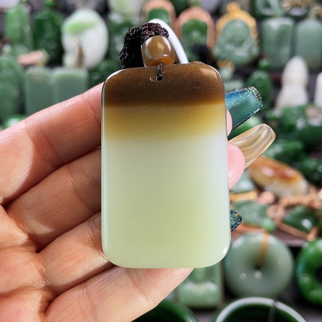 和田玉挂件未镶嵌