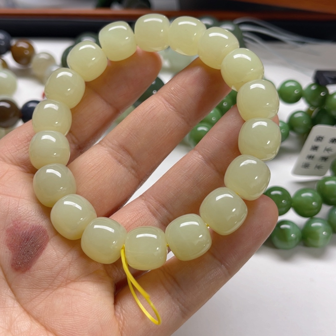 未镶嵌手链和田玉