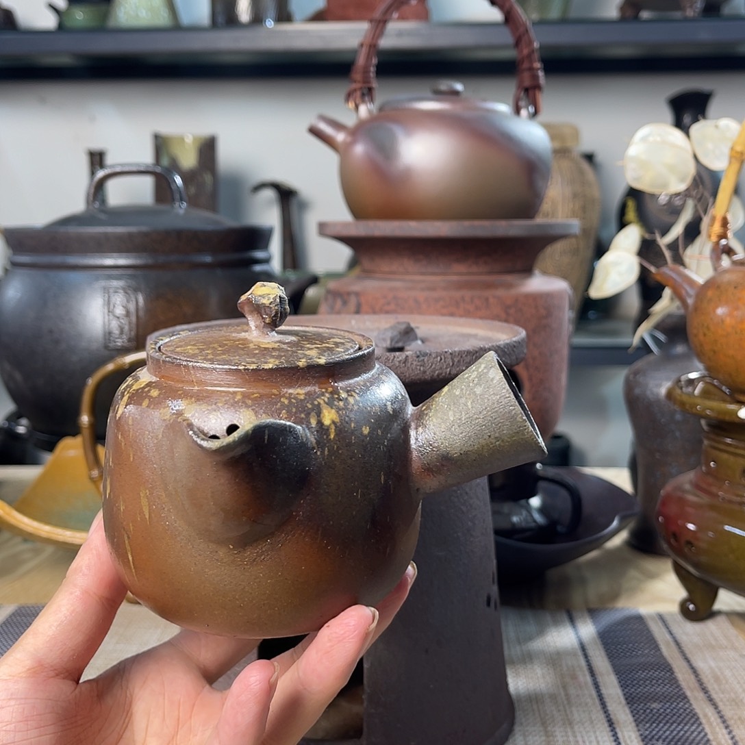 碟紫砂粗陶实用茶壶