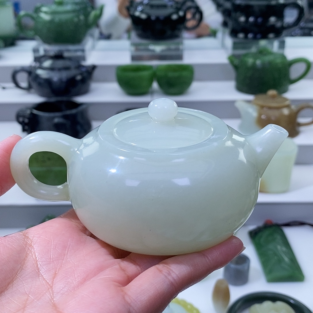 和田玉未镶嵌挂件茶壶