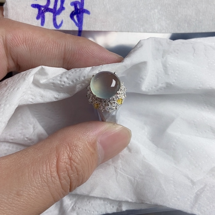 张***8定制翡翠未镶嵌定制