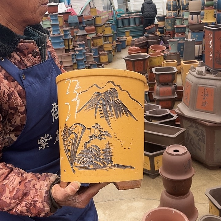 紫砂紫砂花盆和小