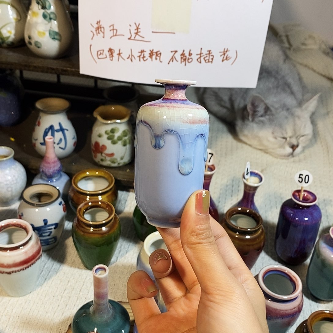 摆件巴掌大不插花景德镇高温陶瓷小花器