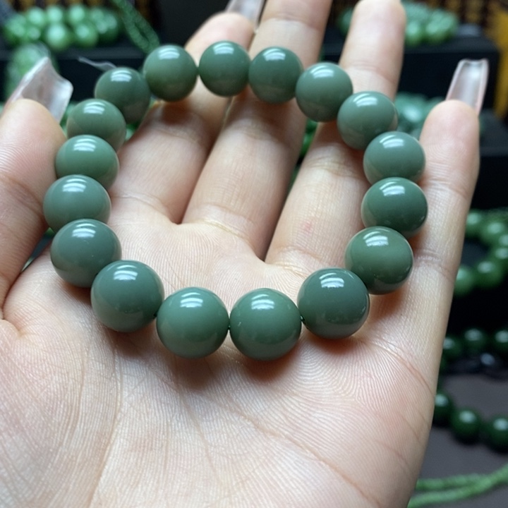 和田玉手串未镶嵌