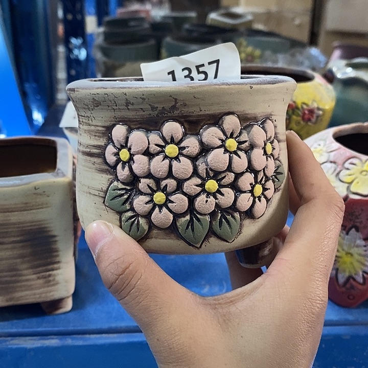 红陶〔满10米包邮默认微瑕疵〕一个