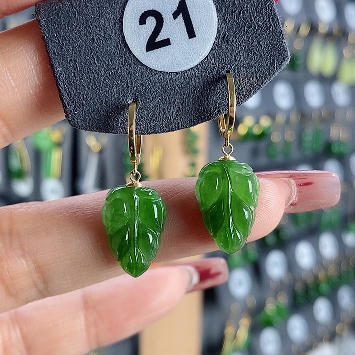 和田玉耳饰18K金镶嵌