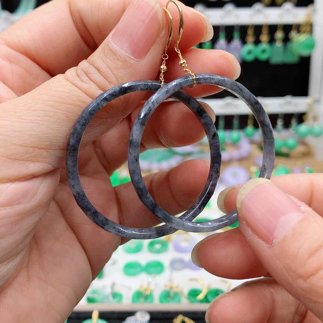 翡翠耳饰18K金镶嵌的