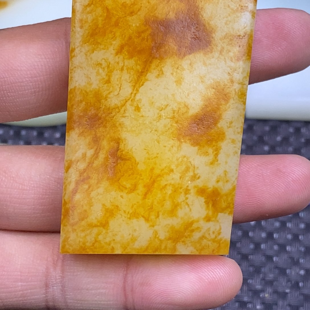 未镶嵌吊坠定制和田玉周*生