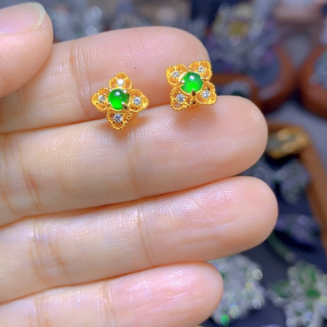 翡翠颈饰银S925镶嵌天然翡翠