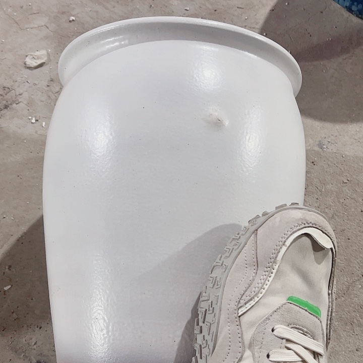 红陶口径26高度30一只小瑕疵