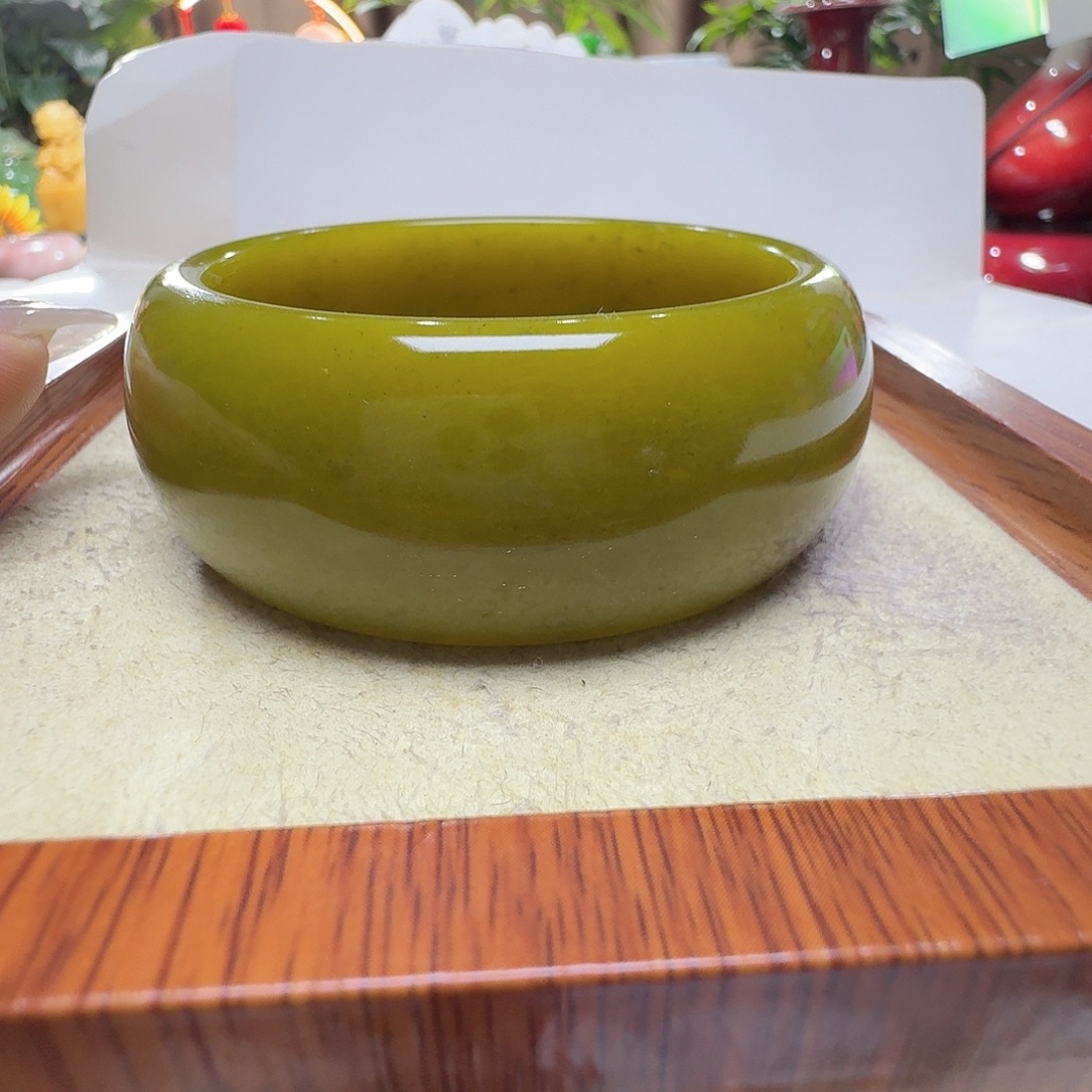 水***4蛇纹石玉未镶嵌手镯