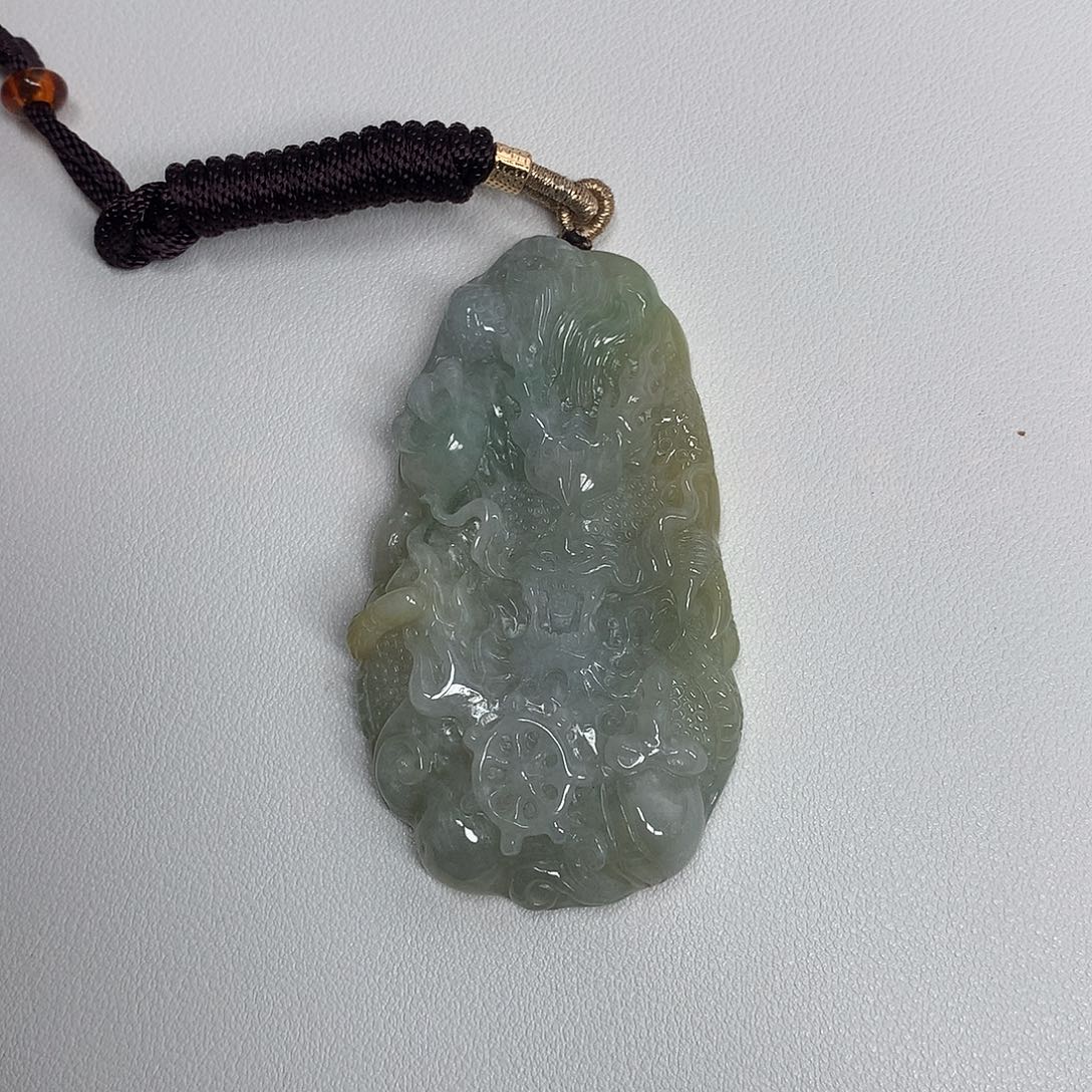 翡翠未镶嵌颈饰翡翠龙牌