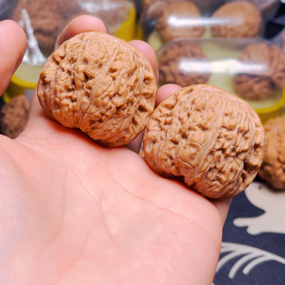 文玩核桃吊坠金蟾子