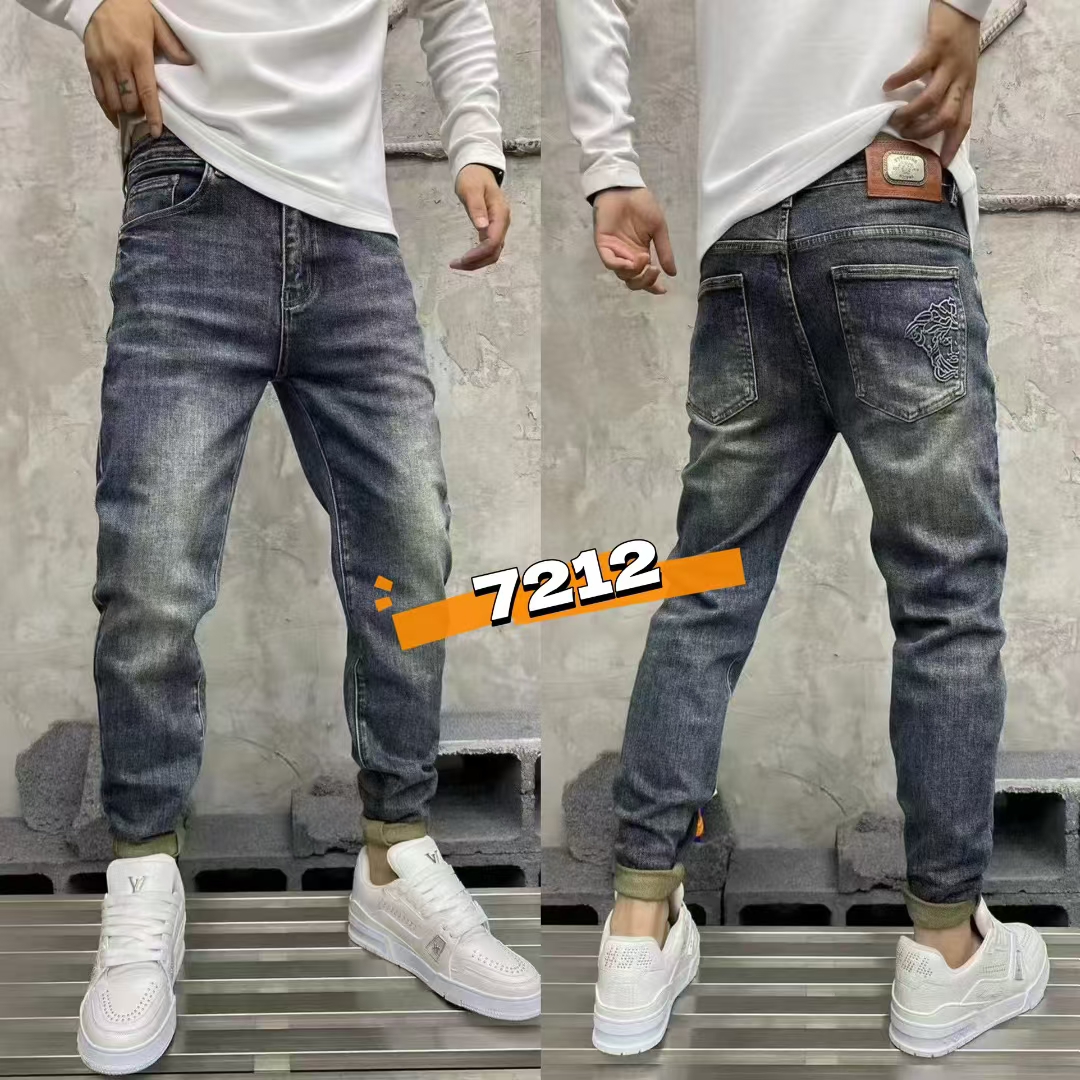 冬季新款男士牛仔裤复古水洗高弹力修身小脚百搭裤子