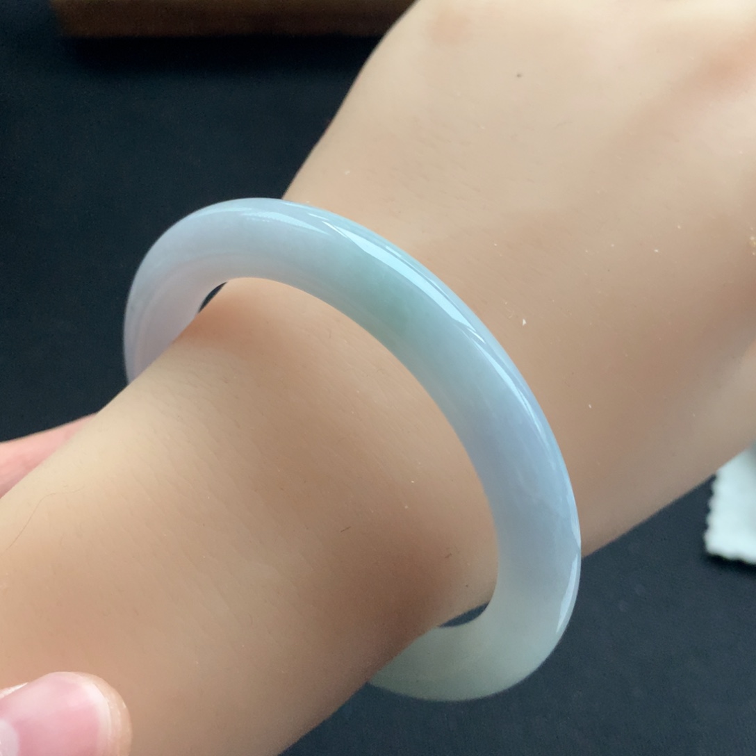 翡翠未镶嵌手镯2号53圆