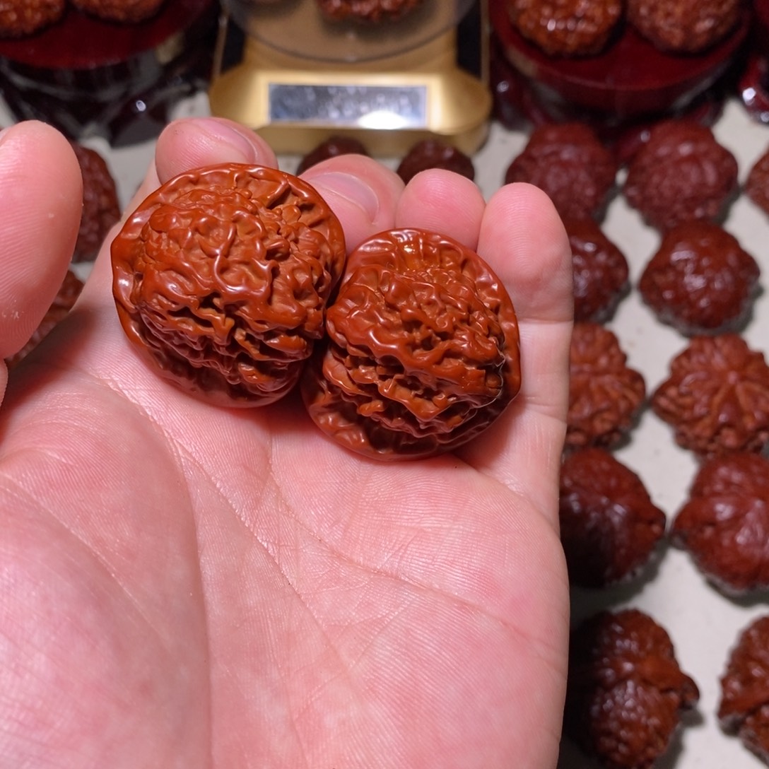 王***天桃核吊坠水龙纹水龙纹