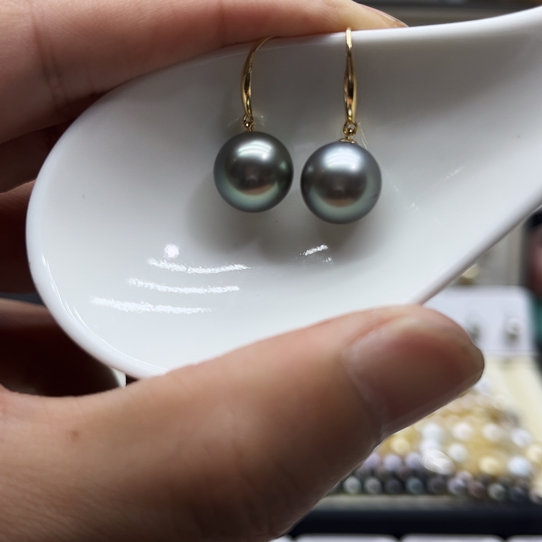 海水珍珠耳饰18K金镶嵌