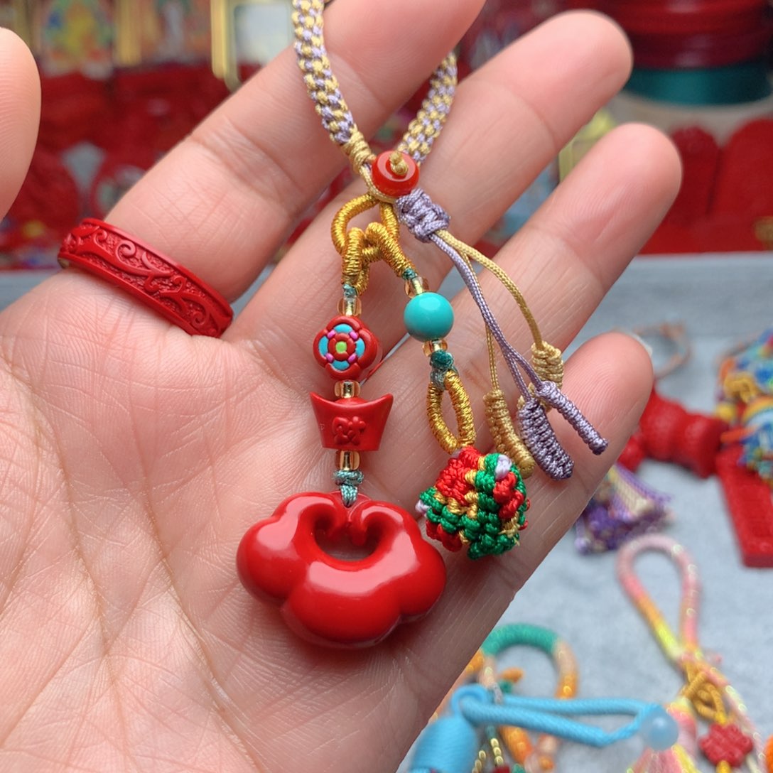 天然辰砂工艺品朱砂钥匙扣包包挂