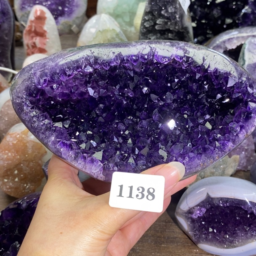 【闪购商品】未镶嵌大型摆件（非配饰）紫晶