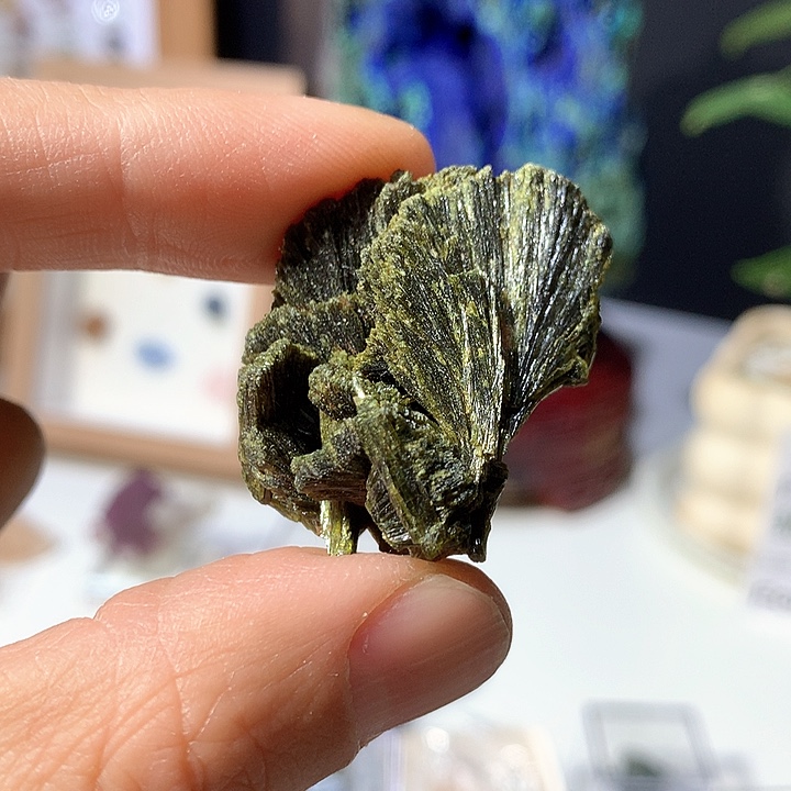 2321 三水矿物标本摆件