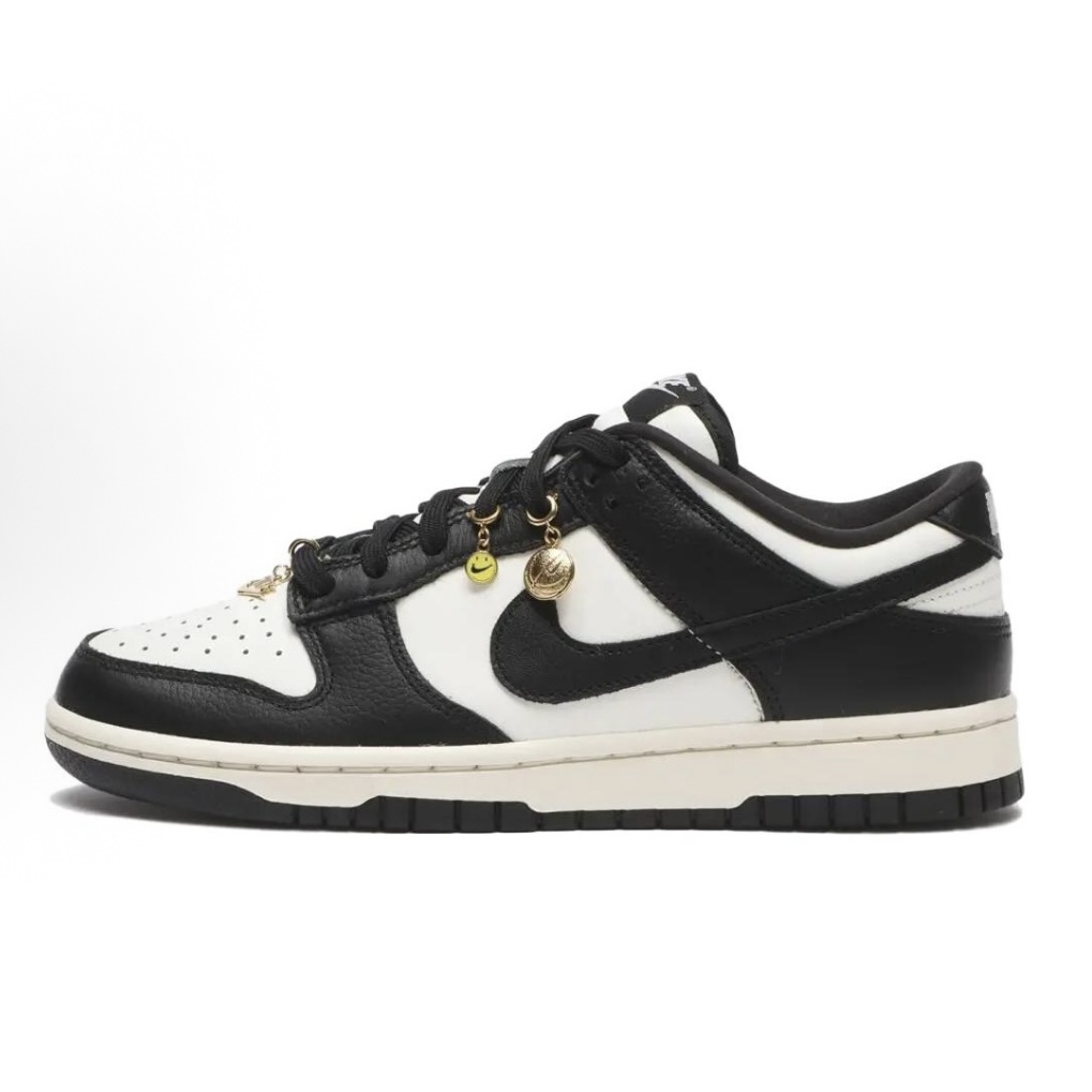 【滔搏联动】NIKE/耐克女子W NIKE DUNK LOW SE休闲鞋HQ7487-100