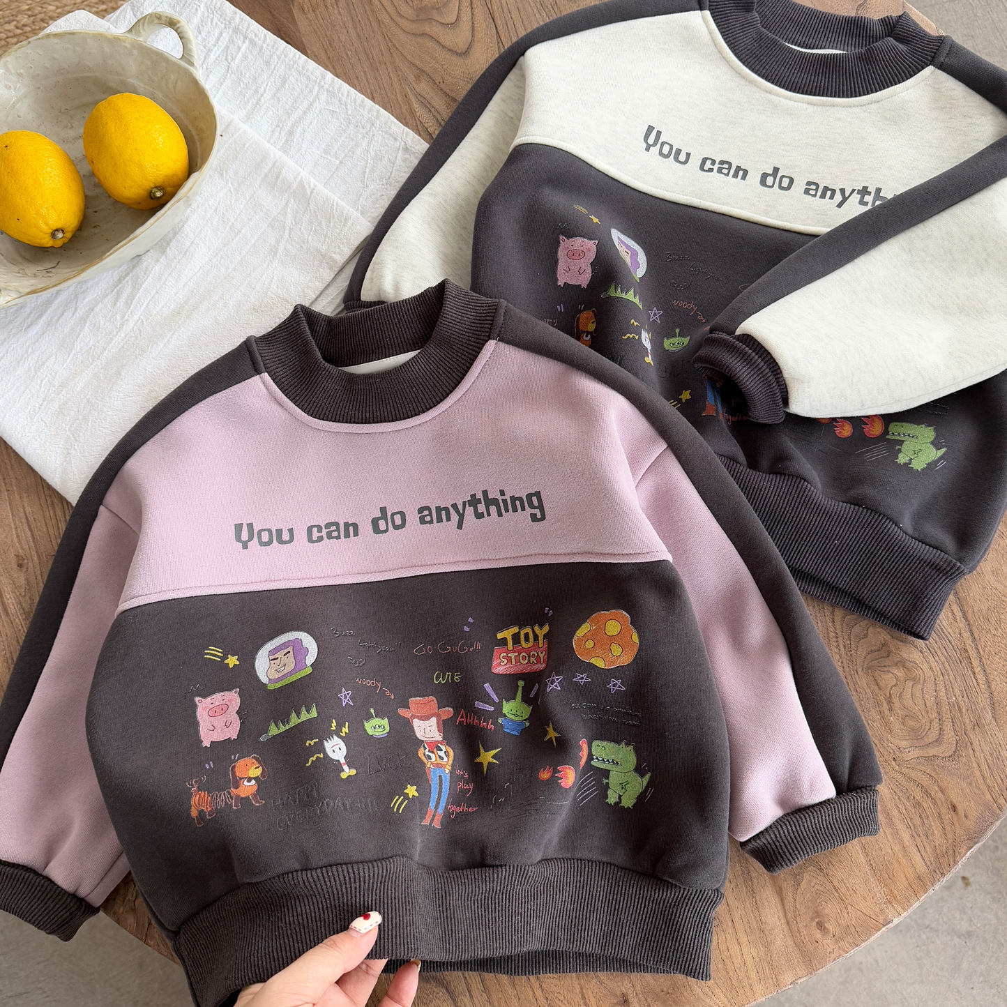 【童话镇】儿童无帽卫衣加绒加厚男女童韩版拼色洋气套头衫冬款