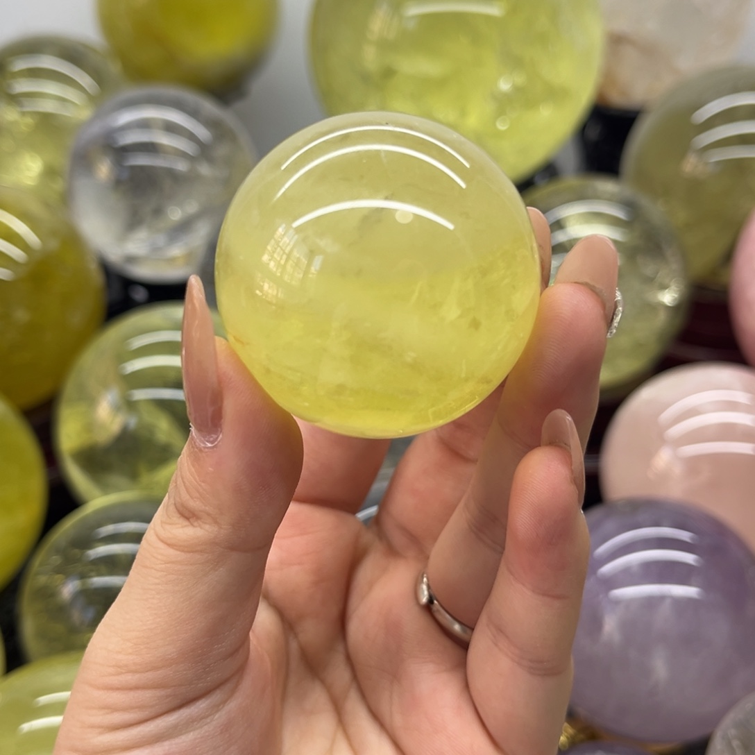 珠宝半成品水晶未镶嵌