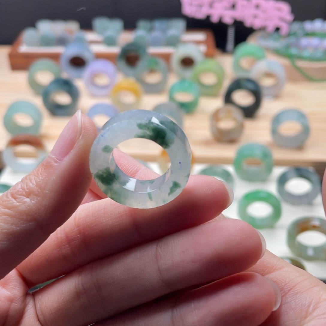 定制翡翠未镶嵌戒圈10-16