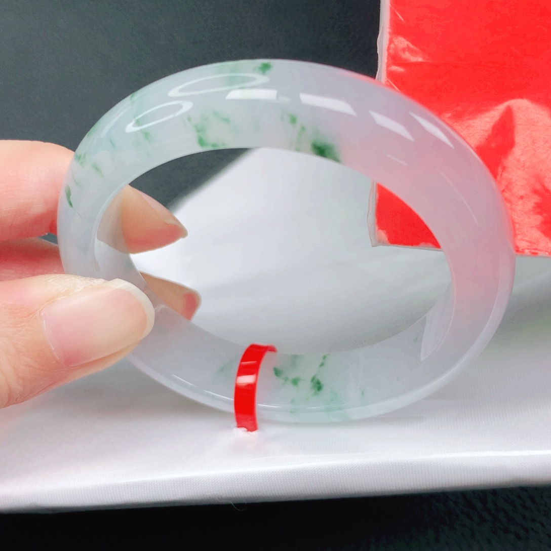 翡翠未镶嵌手镯54贵