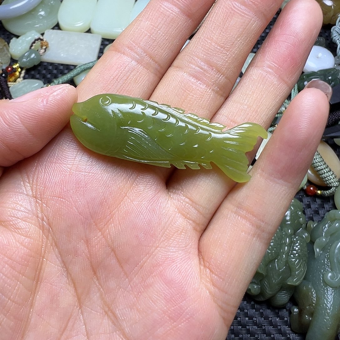 和田玉未镶嵌吊坠(不含链)卡50