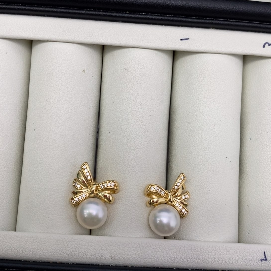 淡水珍珠耳饰银S925镶嵌8-9面包圆