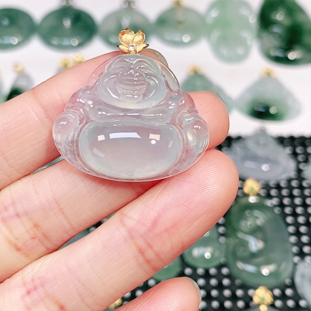 翡翠18K金镶嵌颈饰