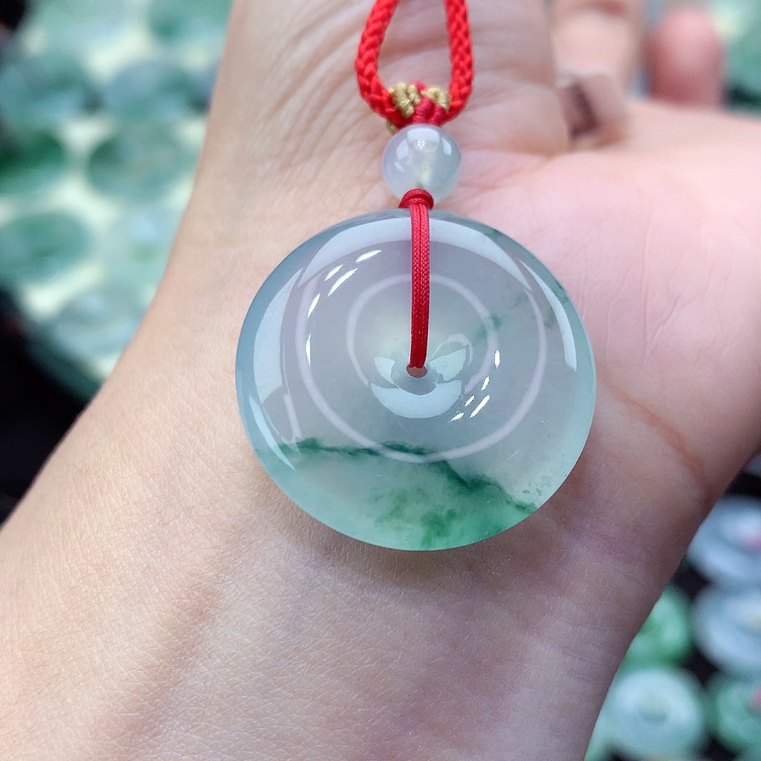 翡翠颈饰未镶嵌编号53。尺寸25-6