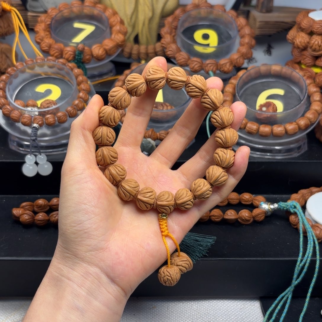 桃核吊坠1.6尺寸祥云纹