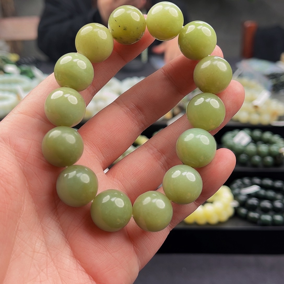 和田玉手串未镶嵌