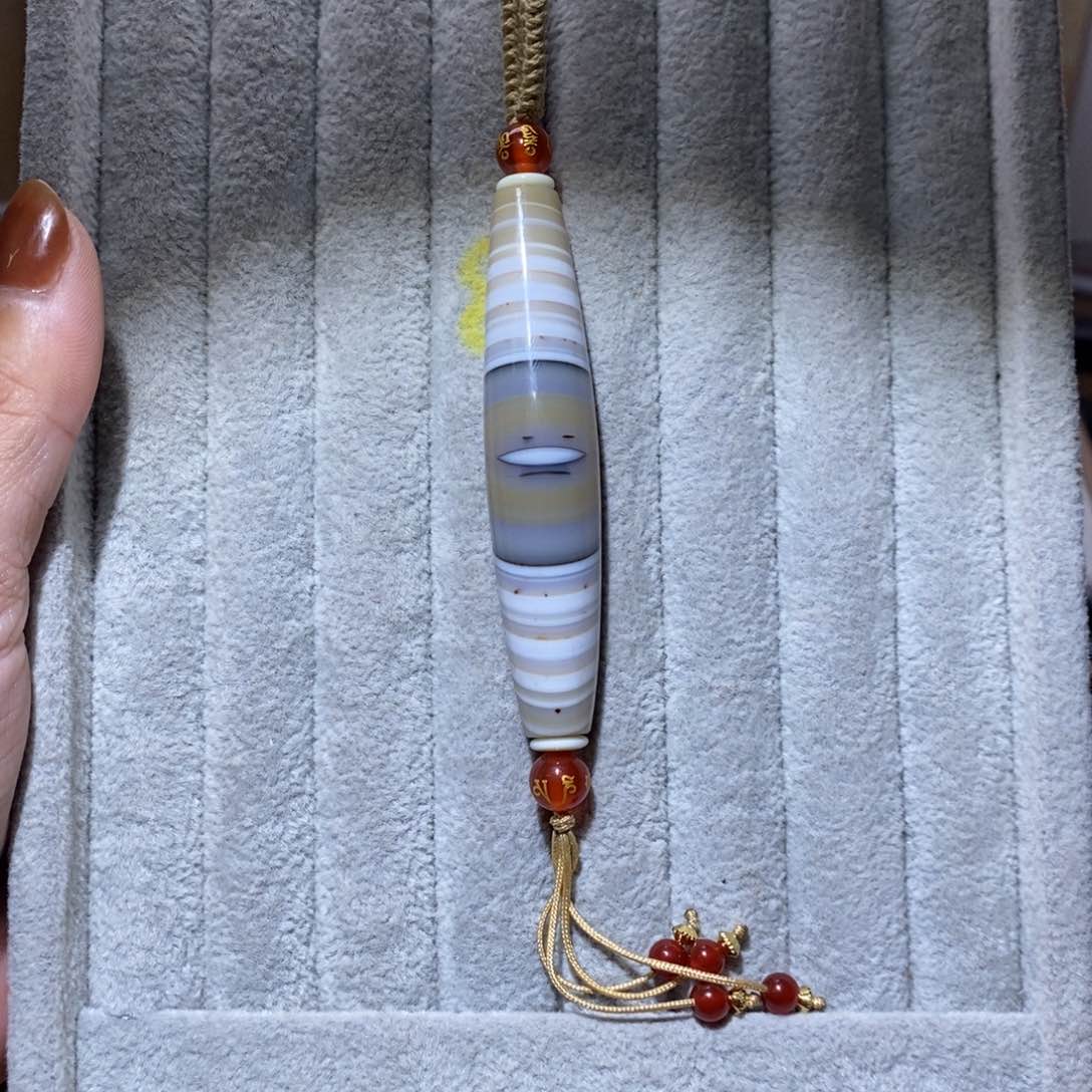 玛瑙/玉髓颈饰未镶嵌窃**语
