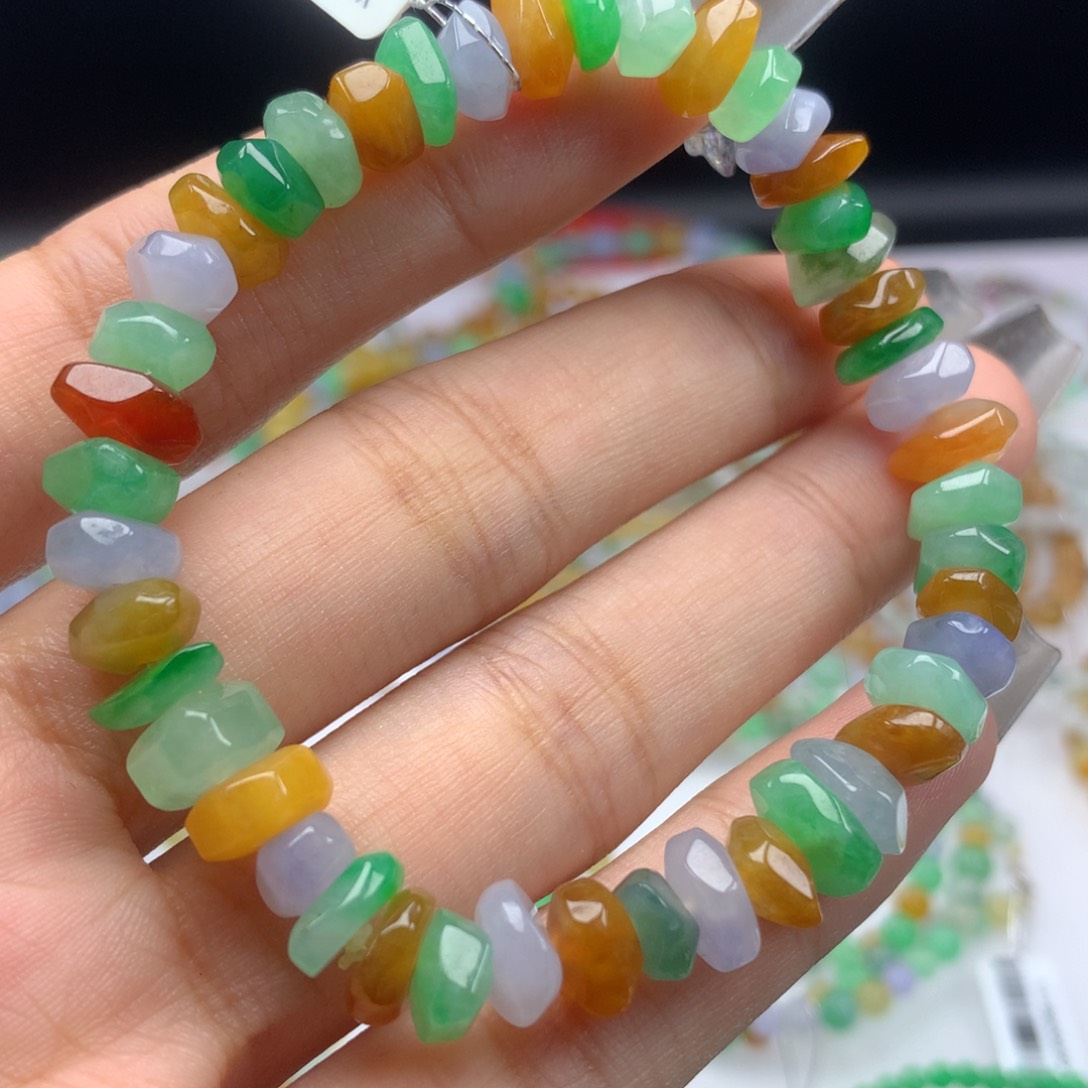 翡翠手链未镶嵌卡