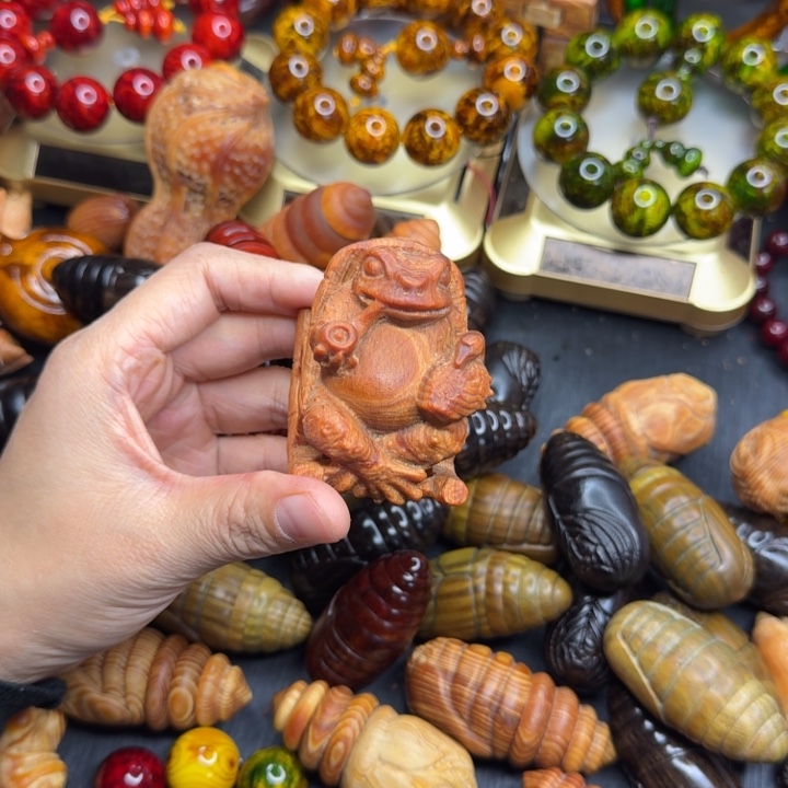 松木琥珀木文玩手串