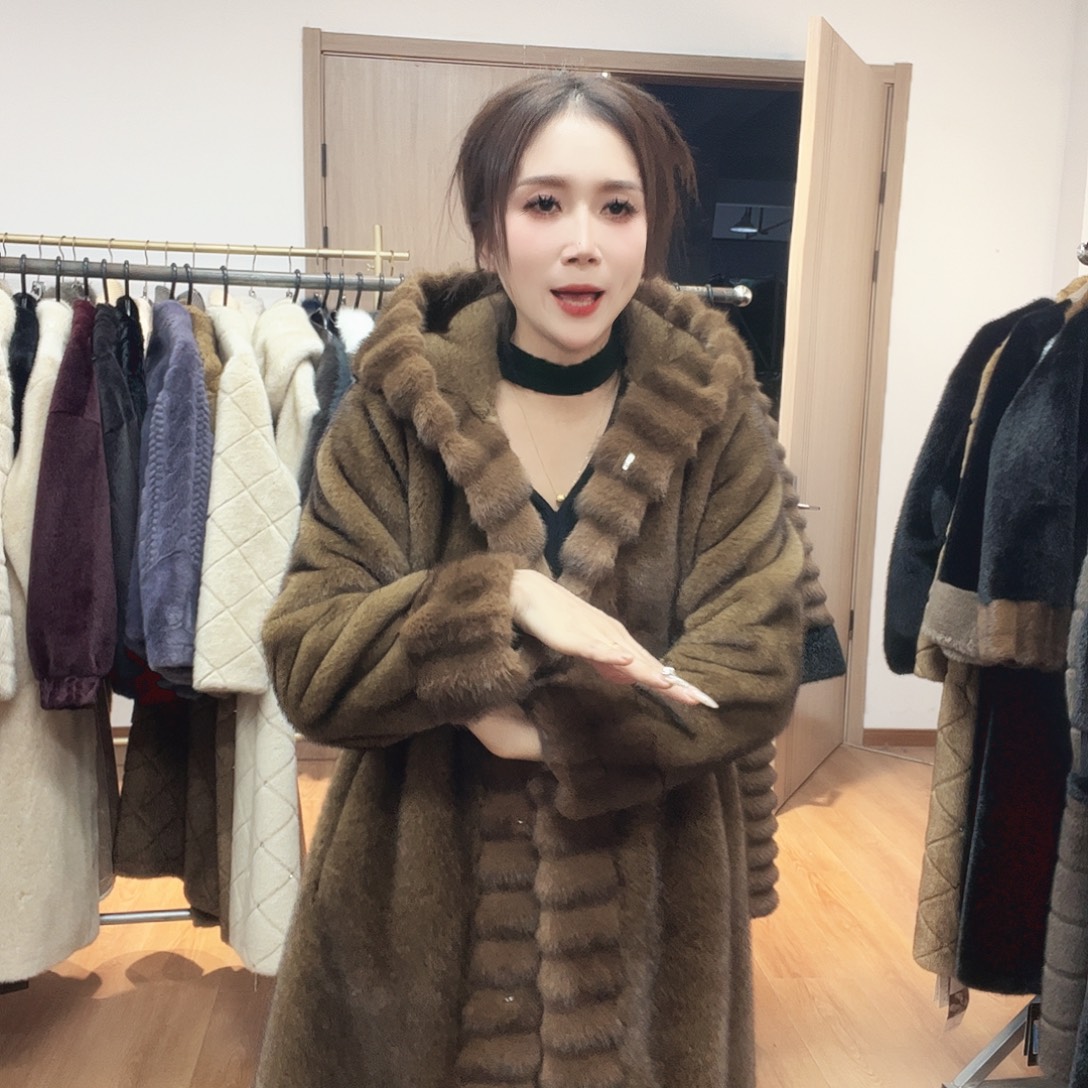 17号皮毛一体外套